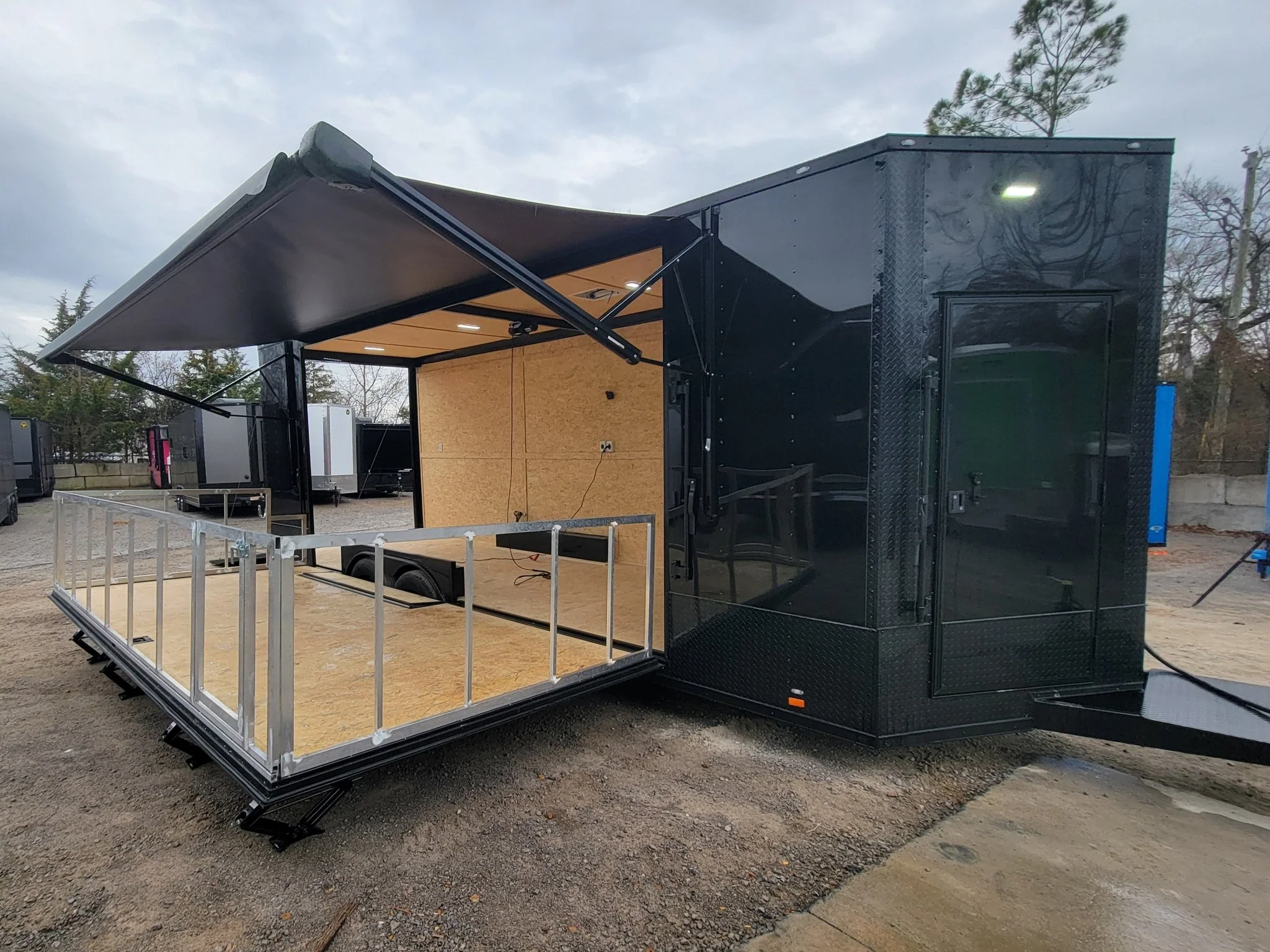 Enclosed Trailers